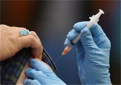 در اقدامی غافلگیرانه مسئولین گچساران توسط هلال احمر واکسیناسیون شدند