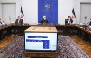 روحانی: سیاسی کردن و اظهارنظر غیرکارشناسی فعالان سیاسی از مشکلات بورس است
