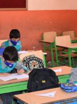 مشاور وزیر آموزش و پرورش: مدارس از نیمه دوم آبان حضوری می شوند 