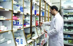 تاخیر ۷ ماهه بیمه‌ها در پرداخت مطالبات داروسازان