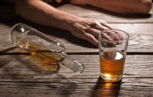 افزایش عجیب موارد بستری و فوت بر اثر مصرف الکل در بندرعباس