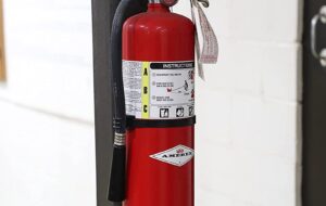برای کدام شرکت باید کپسول آتش نشانی نصب شود؟
