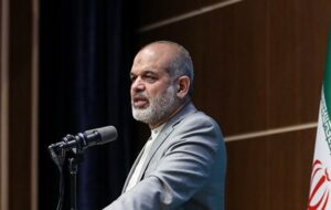 تمهیدات ایام اربعین توسط دولت عراق اندیشیده شده است/ توصیه وزیر کشور به زوار حسینی