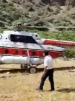 نجات جان ۵ نفراز عشایر گرفتار سیلاب توسط بالگرد هلال احمر