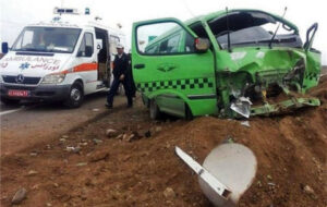 واژگونی خودروی حامل زائران اربعین در تاکستان ۹ به جا گذاشت