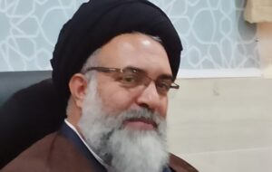 انتقاد شدید امام جمعه یاسوج از رواج شیرهای سنگی/گذاشتن مجسمه شیر روی سنگ قبر مردگان را رنج می‌دهد