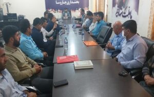 وعده‌های مدیرعامل مخابرات و دهیاران کلافه از وضعیت تلفن و اینترنت در چاروسا