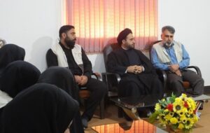 دیدار مسؤولان گروه‌های جهادی با امام جمعه گچساران در هفته بسیج