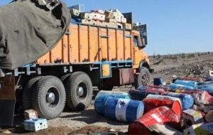 کاروان خودروهای حامل سوخت قاچاق در مرز «پرویزخان» توقیف شد