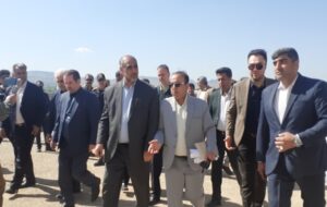 بازدید وزیر جهاد کشاورزی از شرکت تولید گوشت زردانه فدک گچساران