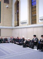 مراسم بزرگداشت رئیس‌جمهور شهیدوهمراهانش با حضور رهبر انقلاب