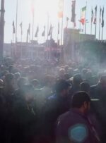 وداع باشکوه مردم گچساران با لاله‌های گمنام فاطمی+ تصاویر