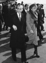 26 دی و روزی که «شاه با فرح» فرار کرد + تصاویر