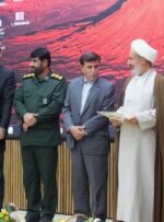 تجلیل از «هادیان سیاسی» در گچساران+ تصاویر تجلیل از «هادیان سیاسی» در گچساران+ تصاویر