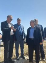 رئیس کمیسیون کشاورزی مجلس از تالاب خشکیده دهنو بروجن بازدید کرد