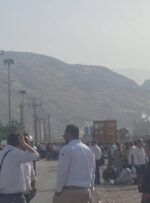 مطالبهگری جوانان روستای چهاربیشه مقابل پلیمر گچساران مطالبهگری جوانان روستای چهاربیشه مقابل پلیمر گچساران