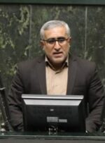 معاونین وزیر چرا به جای حرکت‌های نمایشی به فکر آینده مدارس نیستند