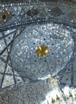 The Secrets of Mirror Work in Mosque Design: Where Art Meets Architecture The Secrets of Mirror Work in Mosque Design: Where Art Meets Architecture