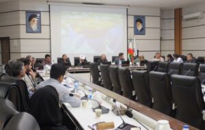 نفت گچساران؛ احیای خاک با گیاهان مقاوم و اشتغال پایدار + تحلیل نفت گچساران؛ احیای خاک با گیاهان مقاوم و اشتغال پایدار + تحلیل