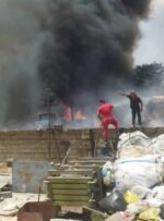 آتشسوزی گسترده در مرکز ضایعاتی گچساران آتشسوزی گسترده در مرکز ضایعاتی گچساران