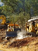 روایتی از افتتاح و کلنگزنی طرحهای هفته دولت در گچساران روایتی از افتتاح و کلنگزنی طرحهای هفته دولت در گچساران