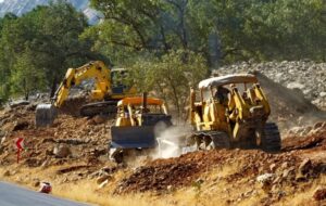 روایتی از افتتاح و کلنگ‌زنی طرح‌های هفته دولت در گچساران