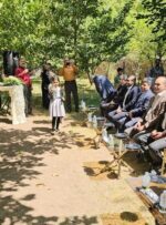 جشنواره سیب و گردو در روستای قزلق بخش مرکزی شهرستان مشهد برگزار شد جشنواره سیب و گردو در روستای قزلق بخش مرکزی شهرستان مشهد برگزار شد