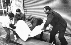 روایت یک ترور خونین در روزهای پرالتهاب گچساران+ تصاویر روایت یک ترور خونین در روزهای پرالتهاب گچساران+ تصاویر