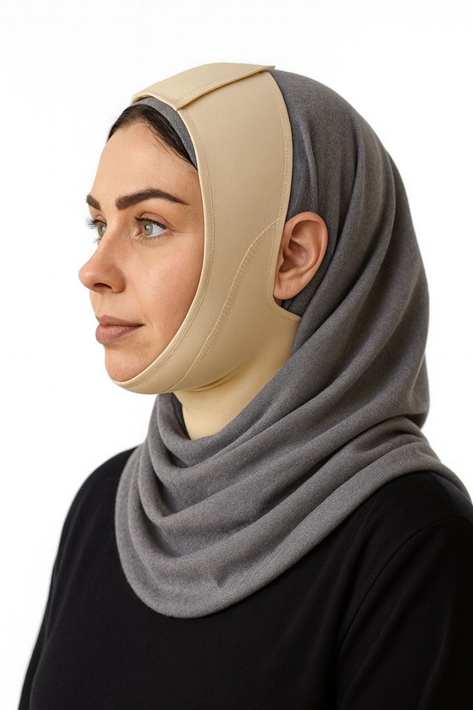 با گن غبغب فرم دهی صورت را بدون جراحی تجربه کنید 3 https://koronanews.ir/wp-content/uploads/2025/11/keF3f2JuJx9lA7cyS3SVoJutGMV1R9ELstg5bAvI.jpg با گن غبغب فرم دهی صورت را بدون جراحی تجربه کنید 3
