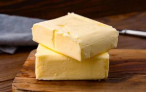 Butter or Cream? Which One is the Better Choice for a Healthy Breakfast?