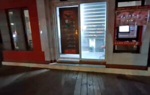 تخریب اموال عمومی توسط آشوبگران در گچساران تخریب اموال عمومی توسط آشوبگران در گچساران