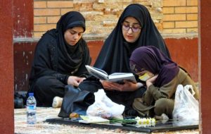 تجدید پیمان جاودانه مردم گچساران با شهدا+ تصاویر تجدید پیمان جاودانه مردم گچساران با شهدا+ تصاویر