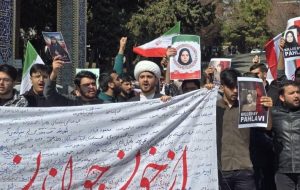 دانشگاه، میدان گفت‌وگو یا سناریوی آشوب؟