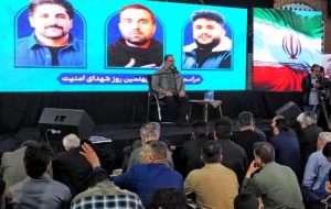 گچساران در سوگ اربعین شهدای مدافع امنیت+ تصاویر گچساران در سوگ اربعین شهدای مدافع امنیت+ تصاویر