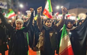 اجتماع پرشور «عاشقان ولایت» در گچساران اجتماع پرشور «عاشقان ولایت» در گچساران