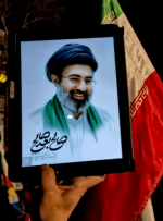 بیعت خونی گچسارانیها با سومین رهبر انقلاب+ فیلم بیعت خونی گچسارانیها با سومین رهبر انقلاب+ فیلم