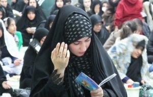 شب 19 رمضان در مصلای گچساران+ تصاویر شب 19 رمضان در مصلای گچساران+ تصاویر