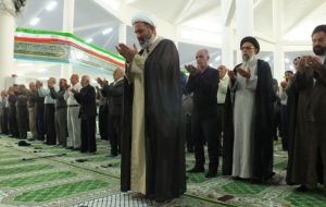 نماز «عید قربان» در گچساران اقامه شد+ تصاویر نماز «عید قربان» در گچساران اقامه شد+ تصاویر